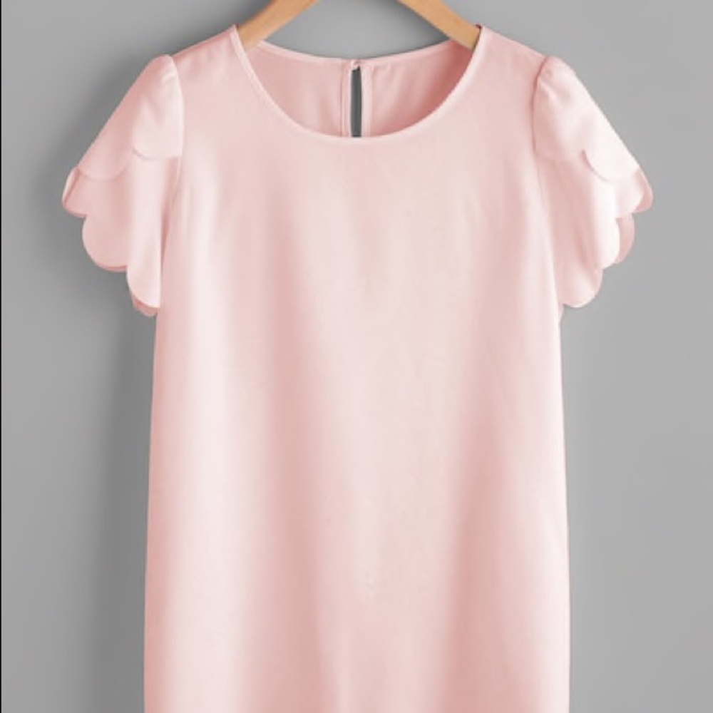 FIORELLA Blush Petal Sleeve Blouse - Picture 3 of 6